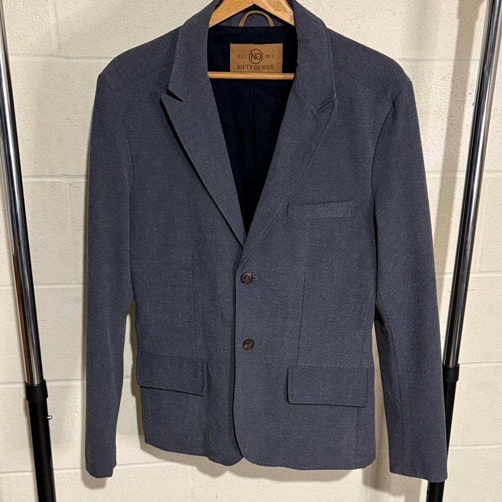 Nifty Genius Men's Blue Blazer medium like new double button sports coat